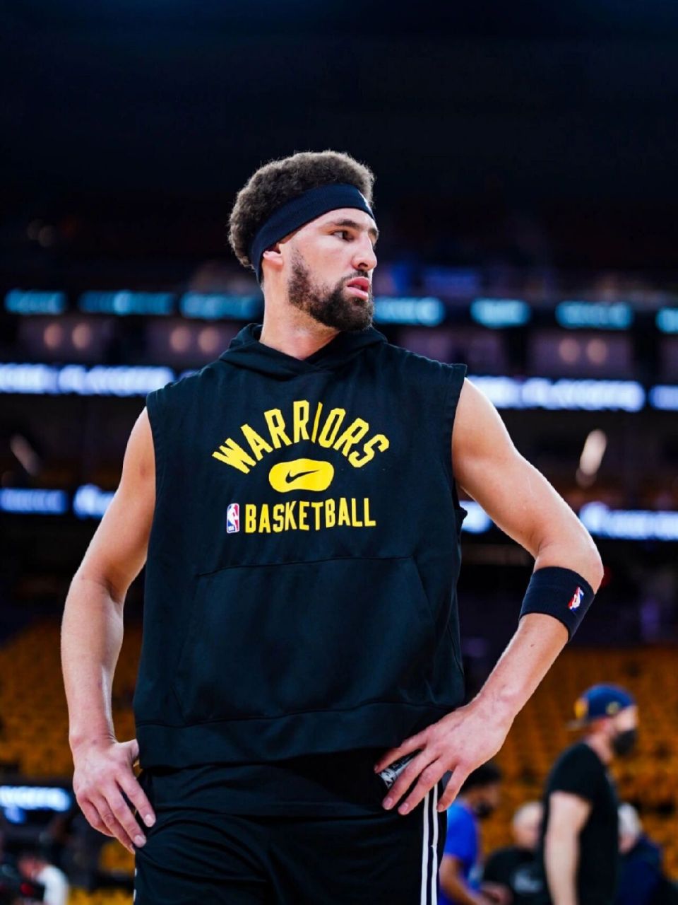 FIFA 官方回应本轮争议判罚，引起热议（FIFA就本轮争议判罚发声，引发热议）