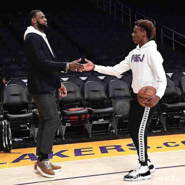 仅4分钟！舍瓦利耶成为法国国家队近90年来首秀丢球最快门将（开场仅4分钟遭破门！舍瓦利耶创法国队近90年门将首秀最快丢球纪录）