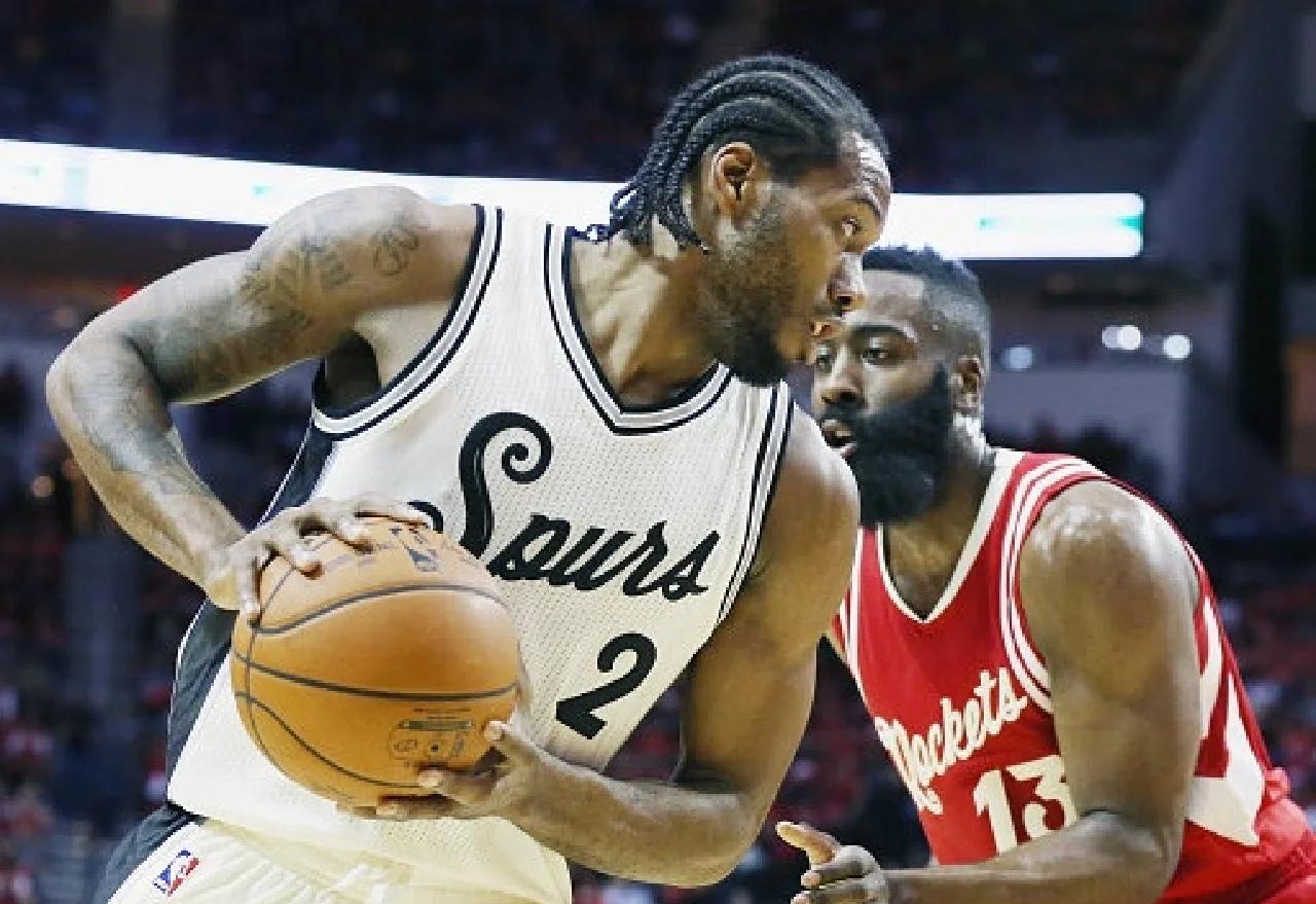 范佩西首次征召儿子进入费耶诺德比赛名单，但并未安排他出场（范佩西首度征召儿子入费耶诺德大名单，未登场亮相）