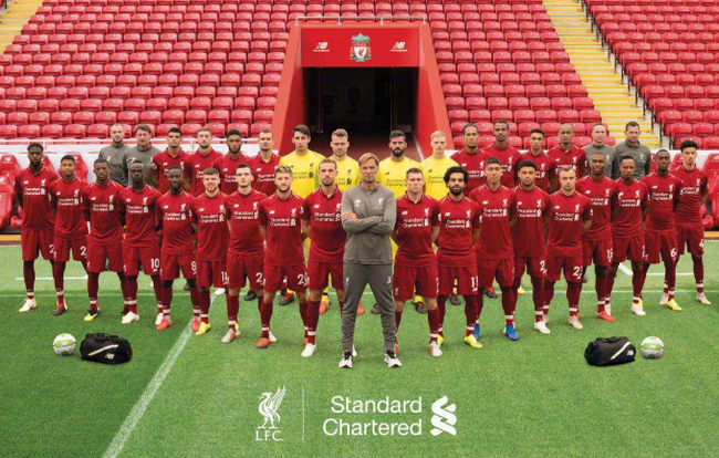 英媒：拜仁有意费耶诺德右后卫里德，但将面临英超俱乐部竞争（英媒：拜仁看中费耶诺德右后卫里德，恐遭多家英超球队竞购）