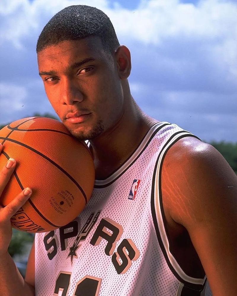 官方：米兰对阵恩泰拉的友谊赛将于11月14日18：30进行（官宣：米兰与恩泰拉的热身赛将于11月14日18：30开球）