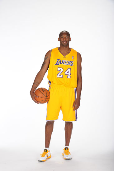 斯基拉：沙特球队为吉拉西开巨额报价，三年合同年薪两千万欧（斯基拉：沙特球队向吉拉西开出三年合同、年薪2000万欧的重磅报价）