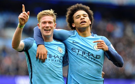 伊劳拉：喜欢带队在梦剧场比赛，现在的曼联比上赛季进步很大（伊劳拉：享受率队征战梦剧场，曼联较上季进步明显）