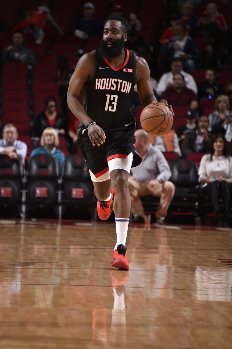 英超积分榜：曼城只差枪手2分 切尔西掉队埃弗顿坐火箭（英超榜单更新：曼城距阿森纳仅2分，切尔西掉队，埃弗顿飙升）