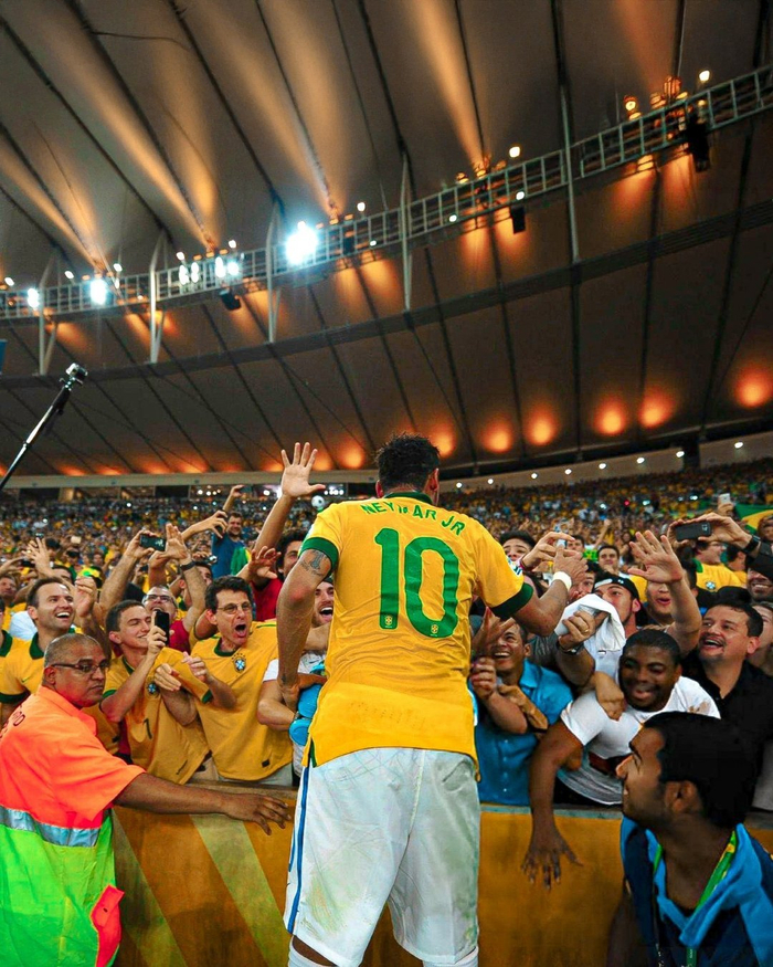 图片报：拜仁目前关注南美市场，考察了前锋拉扬和左后卫索萨（图片报：拜仁将目光投向南美，已考察前锋拉扬与左后卫索萨）