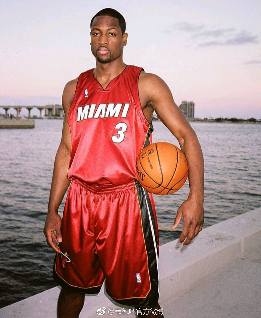 尤尔曼德：马扎腿部有些不适；霍夫曼预判强，是球队重要一员（尤尔曼德：马扎腿部轻微不适；霍夫曼预判能力突出，是队内重要一员）