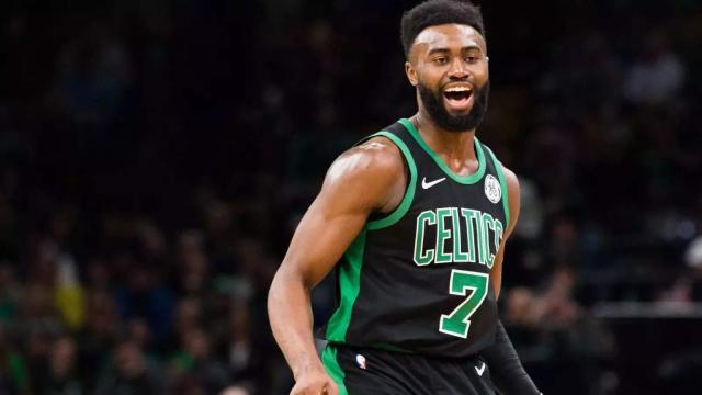 克罗斯评历史最佳11人：C罗左边锋，梅西前腰，马尔蒂尼入选（克罗斯评选史上最佳十一人：C罗左边锋、梅西前腰，马尔蒂尼在列）