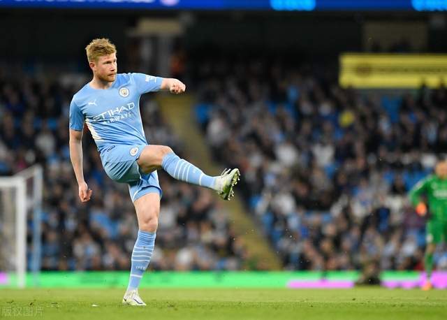 庞峥麟的篮球天赋初露锋芒（庞峥麟的篮球天赋崭露头角）