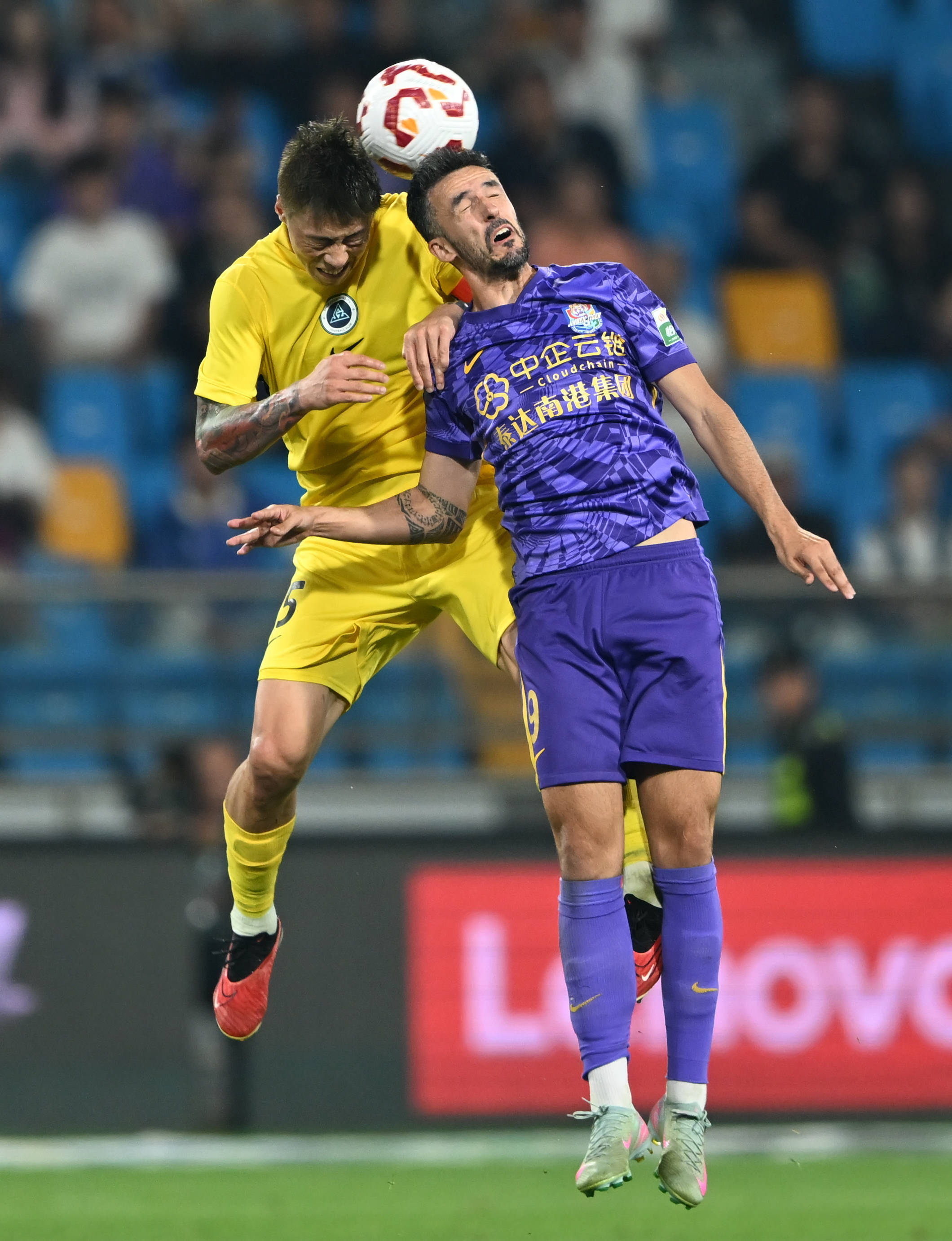 掘金约基奇豪取三双助球队连胜（约基奇轰三双领衔，掘金延续连胜）