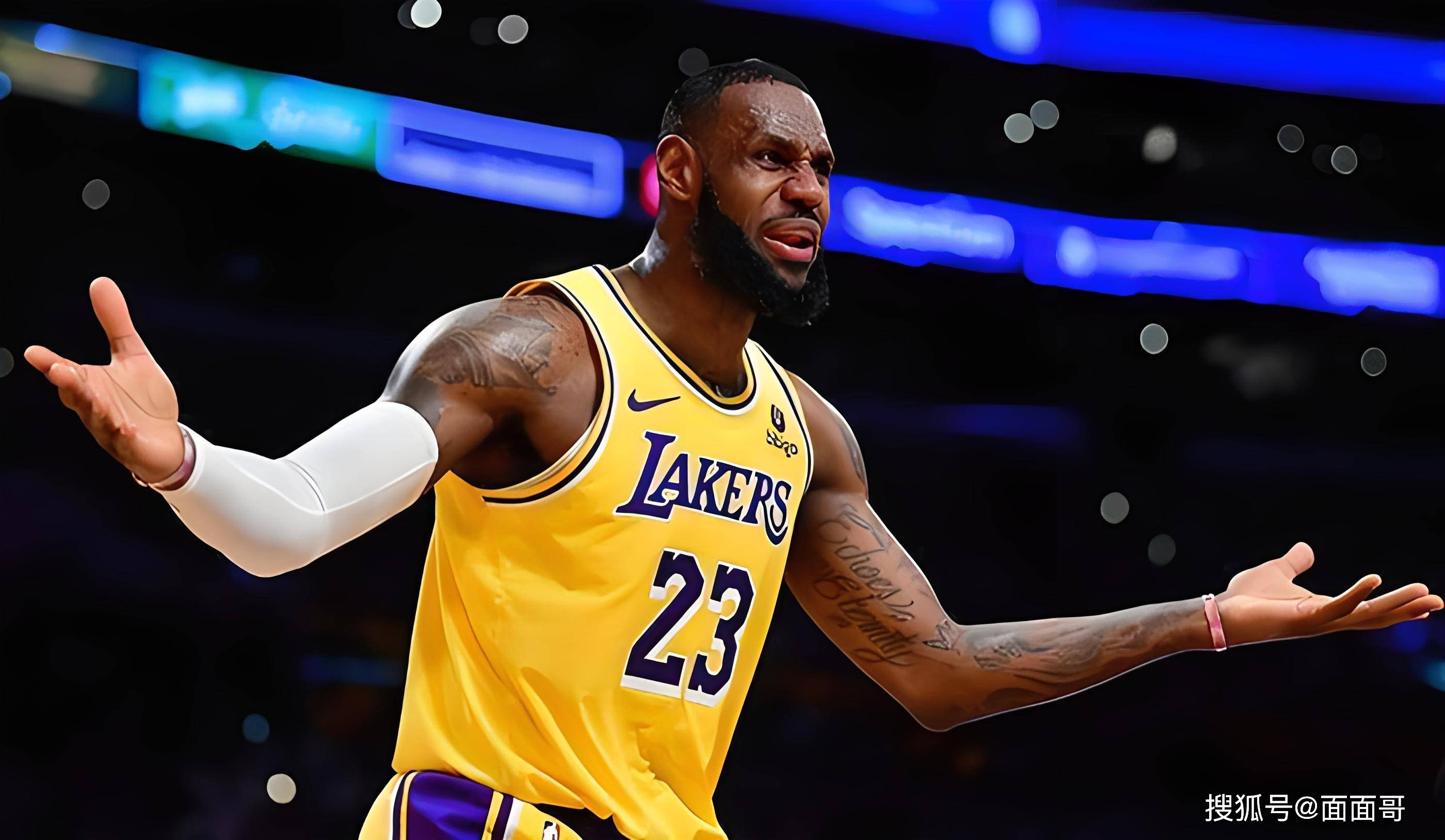 意天空预测那不勒斯战亚特兰大首发：变阵343，霍伊伦突前（意天空：那不勒斯对阵亚特兰大预计首发出炉，改用3-4-3阵型，霍伊伦领衔锋线）