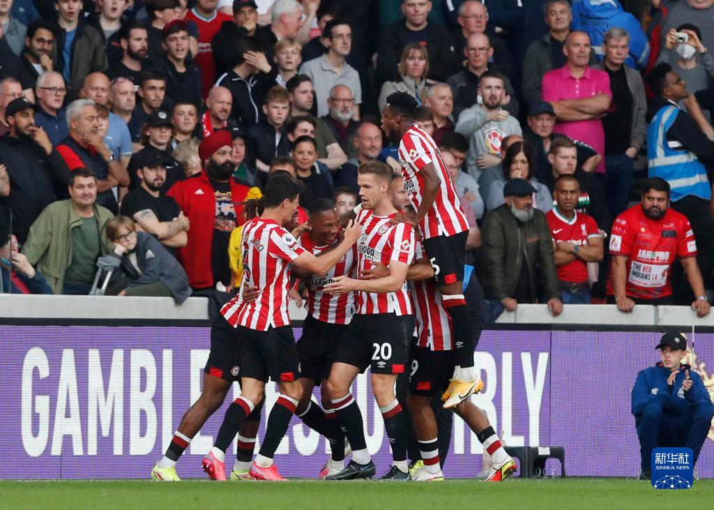 破魔咒！千叶前三年均掉链子无缘升级，今日让三追四晋级决赛（终结魔咒！千叶挥别三年升级失利，今夜上演让三追四挺进决赛）