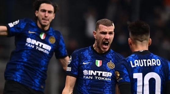 英超焦点战：利物浦主场迎战热刺,（英超重磅对决：利物浦坐镇安菲尔德迎战热刺）