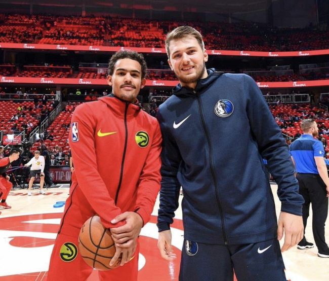 记者：罗马联系法比奥-席尔瓦团队，但若吉拉西离队他将留下（记者：罗马已接触法比奥-席尔瓦团队，若吉拉西离队他将留队）