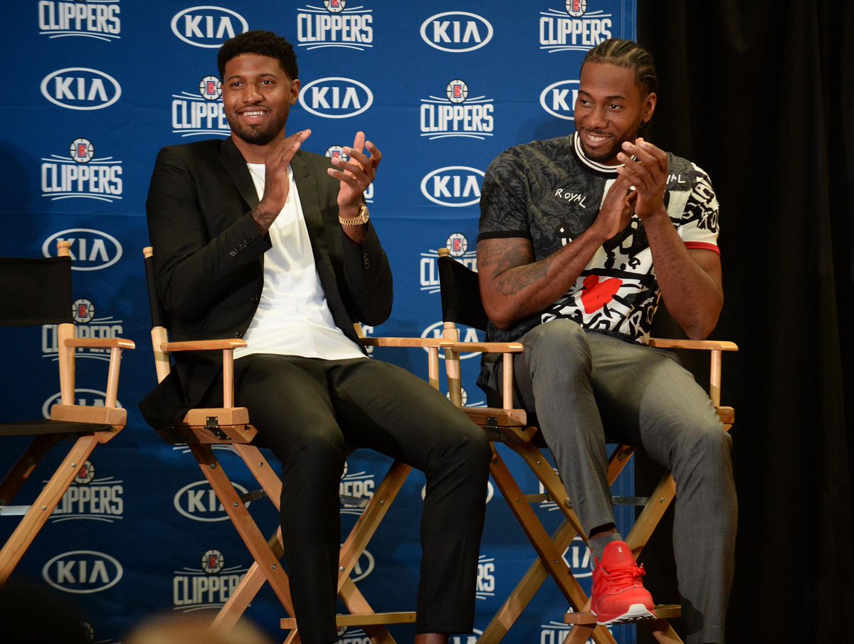 洛卡特利：我们得承担责任，我们必须进世界杯也必须做得更多（洛卡特利：责任在肩，必须晋级世界杯并做得更多）