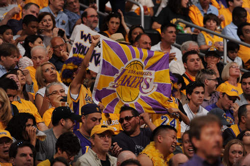 拉波尔特：亚马尔不该想太多；我想保持高水平参加明年世界杯（拉波尔特：亚马尔无需过度思考；我力争维持高水准征战明年世界杯）