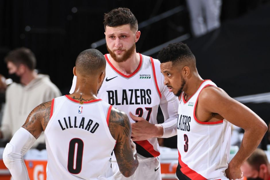 球里有玄机、球门有暗号！盲人足球比赛燃到爆（球藏玄机、门设暗码！盲人足球赛燃爆全场）