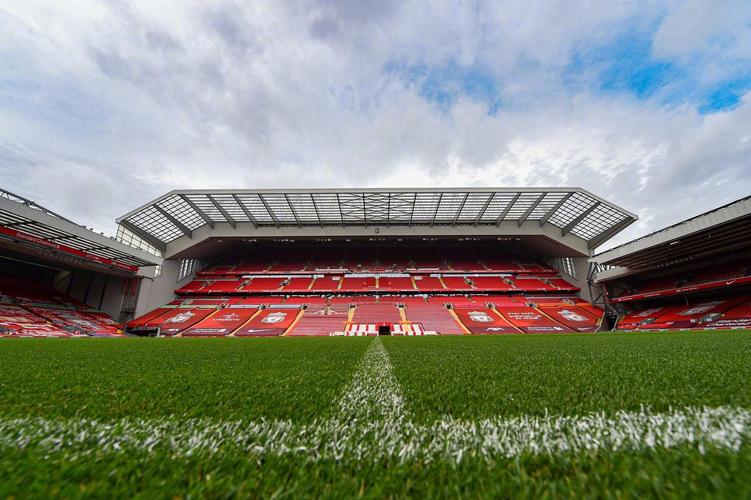 中国澳门球员：澳门联赛球员平均每场收入约445-890元人民币（澳门联赛球员每场平均收入约445至890元人民币）