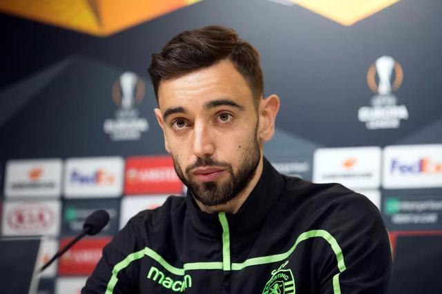 随海港夺冠，亚历斯祖成为首位夺得中超冠军的中国香港球员（海港夺冠，亚历斯祖成中超首位香港籍冠军球员）