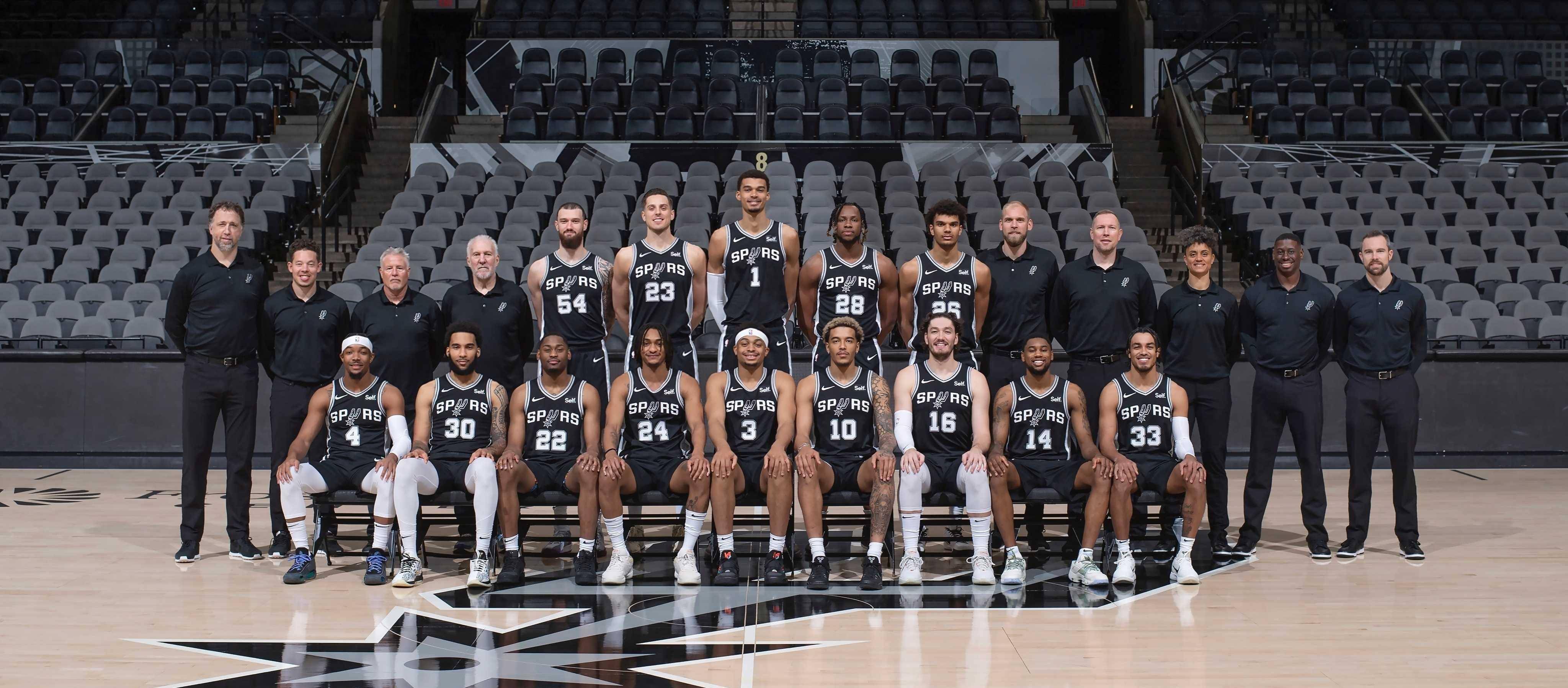 官方：卢卡库恢复训练，并顶替德布劳内入选欧冠大名单（官方消息：卢卡库已恢复训练，取代德布劳内入选欧冠名单）