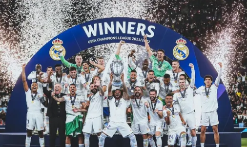 2025巴甲38轮：堡垒&老爷爷兵败降级，大红涅槃上岸（2025巴甲第38轮：堡垒与老爷爷惨遭降级，大红逆袭保级）