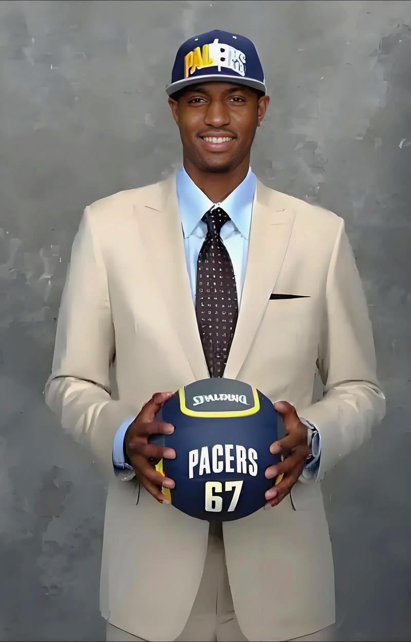 再次打停黄蜂！康宁汉姆抢断反击一条龙 劈扣（再度逼停黄蜂！康宁汉姆抢断一条龙快攻暴扣）