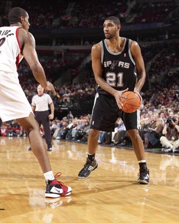 无解火力！拜仁成为德甲历史首支14轮打入50球的球队（拜仁火力全开：德甲史上首支14轮攻入50球的球队）