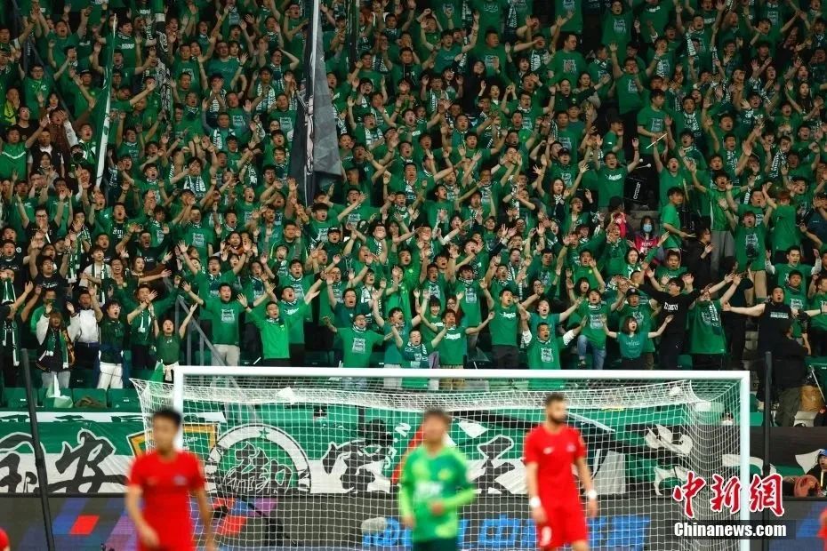 官方：出于安全考虑，巴萨国王杯vs瓜达拉哈拉推迟半小时开球（巴萨官方：因安全因素，国王杯对阵瓜达拉哈拉的比赛开球延后30分钟）