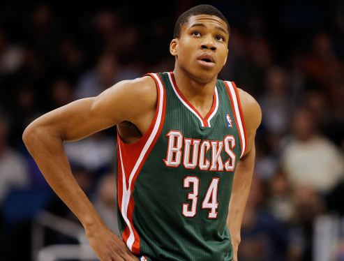 麦肯尼：我们都必须随时准备好配合斯帕莱蒂想要做的一切（麦肯尼：我们必须随时准备响应斯帕莱蒂的所有部署）