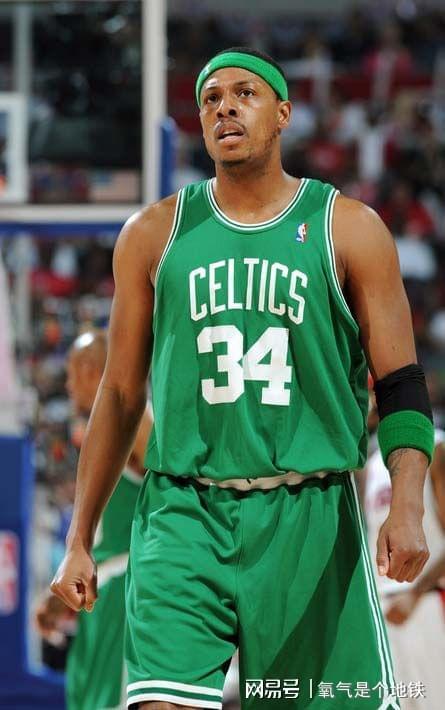 世欧预半场：比利吉亚建功，罗马尼亚暂1-0波黑（欧洲预选赛半场：比利吉亚破门，罗马尼亚暂以1-0领先波黑）