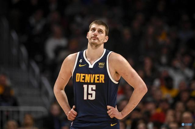 阿劳霍暂离巴萨，赴特拉维夫调整身心状态（阿劳霍短暂告别巴萨，赴特拉维夫进行身心调整）