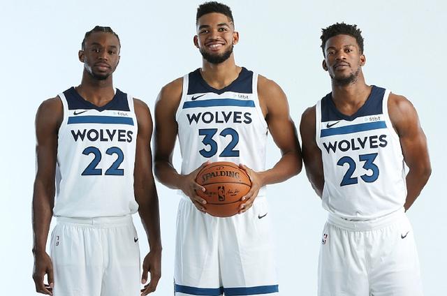 已437天未理发！曼联“蓄发哥”赛后点评：本赛季最佳发挥（437天没剪发！曼联“蓄发哥”赛后直言：本季最强发挥）